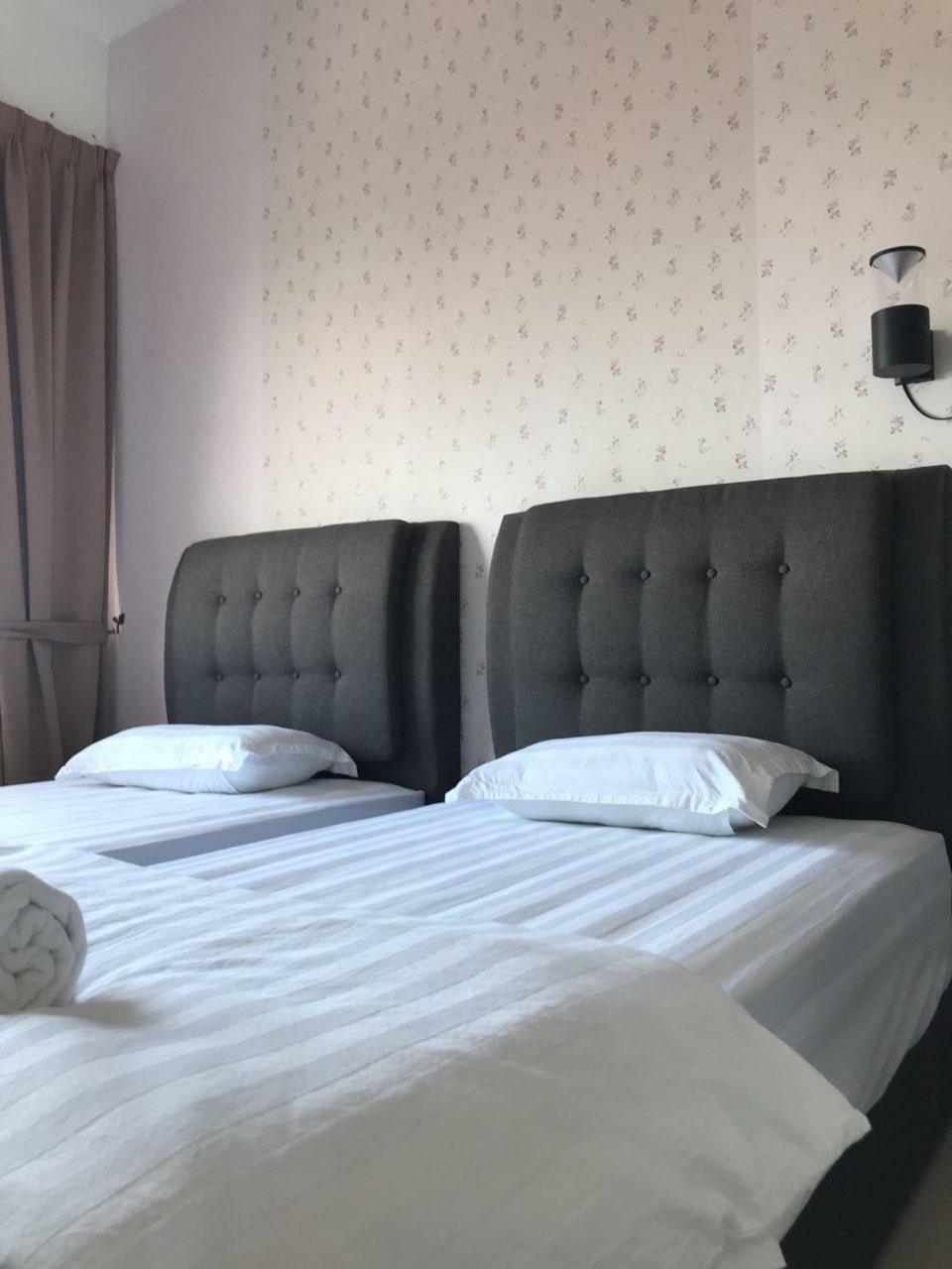 Lejlighed i Batu Burok på 1000 m². Soveværelser: 3. Private badeværelser: 2. Kuala Terengganu Eksteriør billede